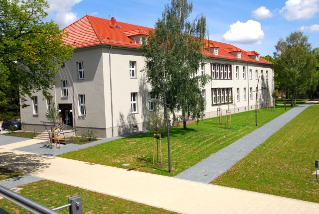 Campus der Fachhochschule - Haus 6 u.a. Medienzentrum